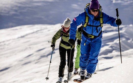 Unsere Guides zeigen Ihnen die schönsten Plätze bei einer Skitour in Obertauern.