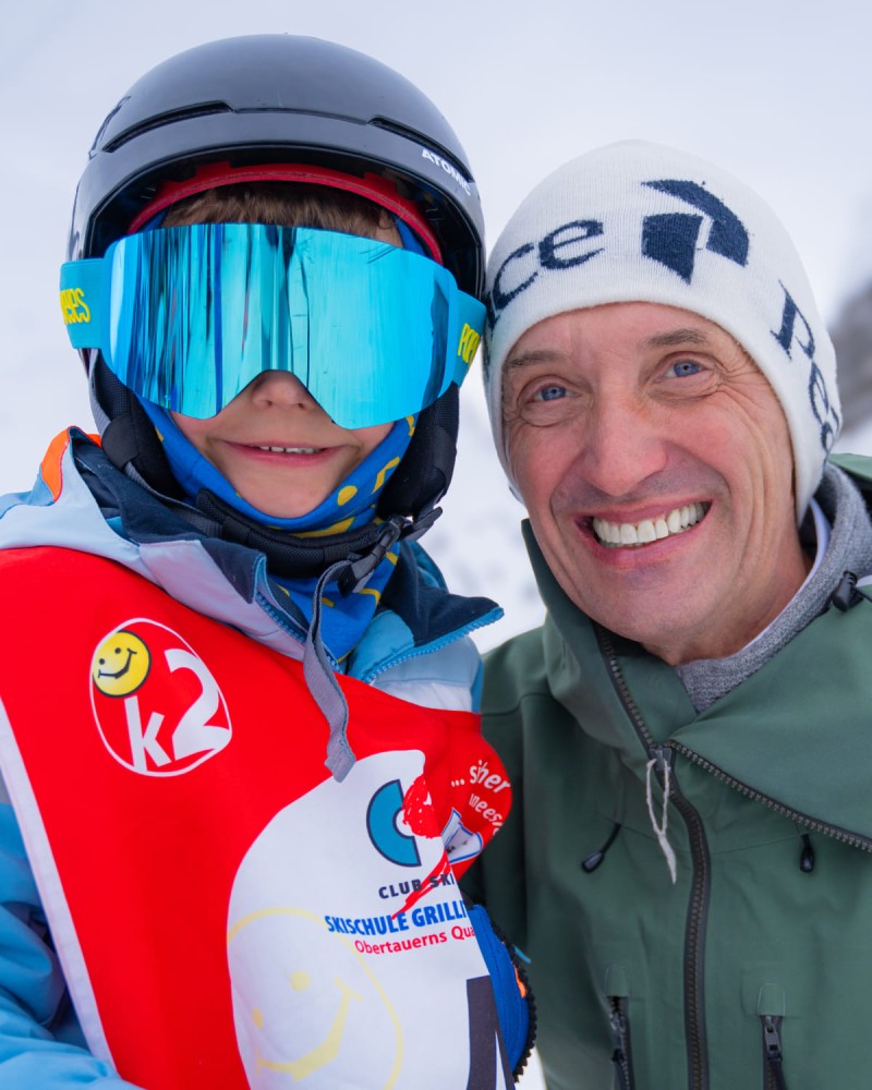 Fun in the group ski course with the children's ski school on the slopes