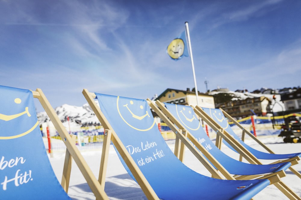 Liegestühle CSA Skischule Obertauern